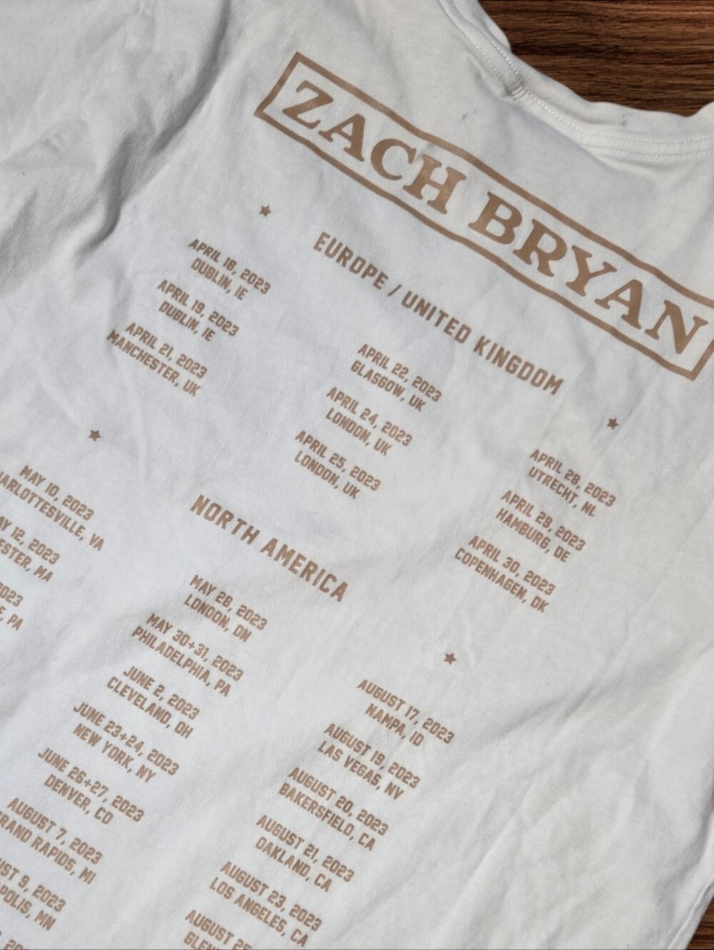 Zach Bryan Cream'The Burn, Burn, Burn' Concert Western Graphic T-Shirt - Picture 4 of 5